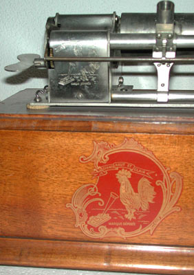 Federgehäuse mit Markenzeichen / Motor Case with Trade Mark