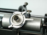 Die "Automatic" Schalldose der 1890er ist eine gesuchte Rarität / The phonograph is fitted with a early "Automatic" reproducer